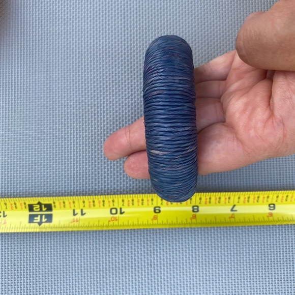 Stack of 4 chunky bracelets - Picture 4 of 5